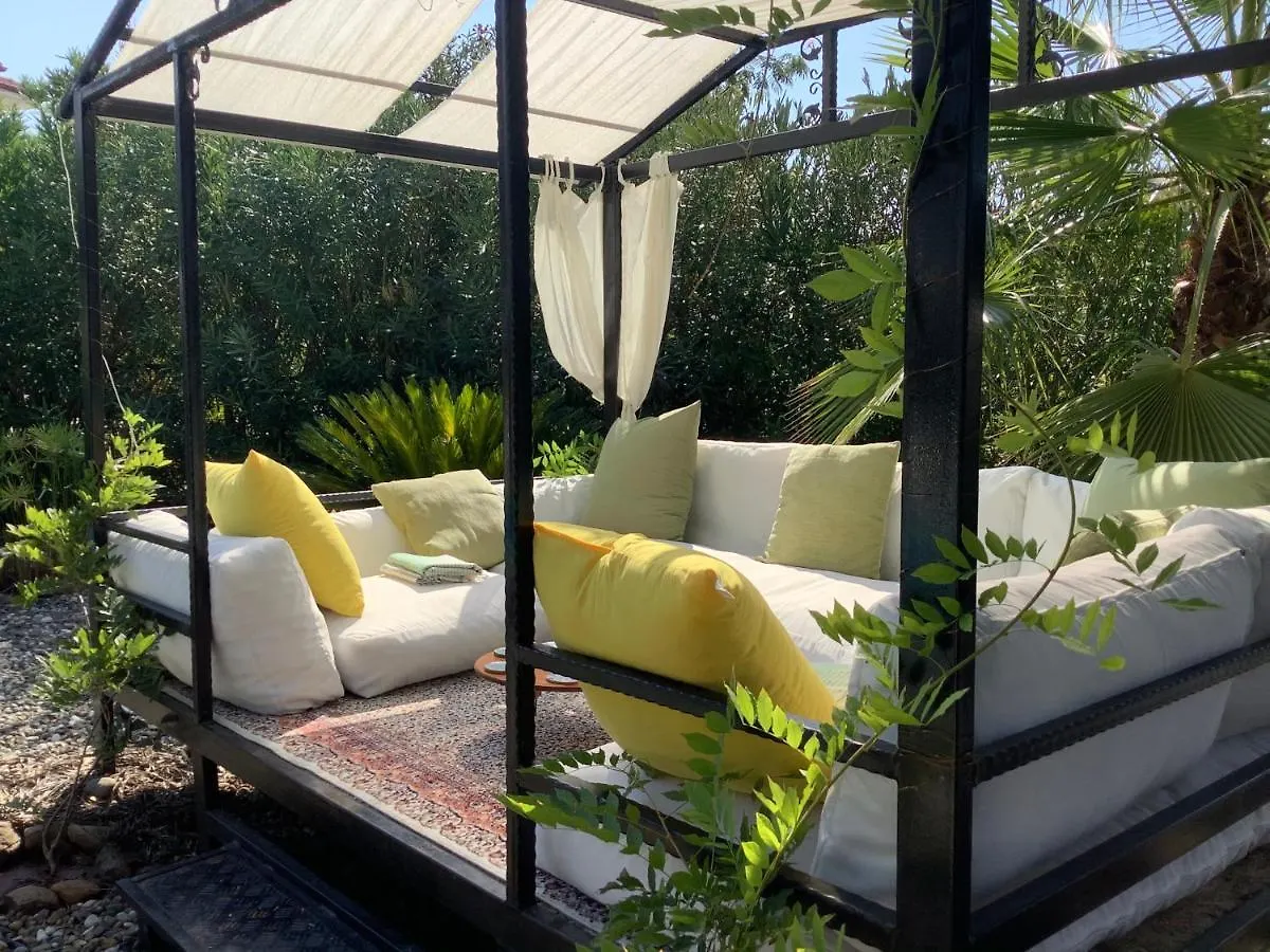 Amber Villa With Private Garden And Pool Koycegiz